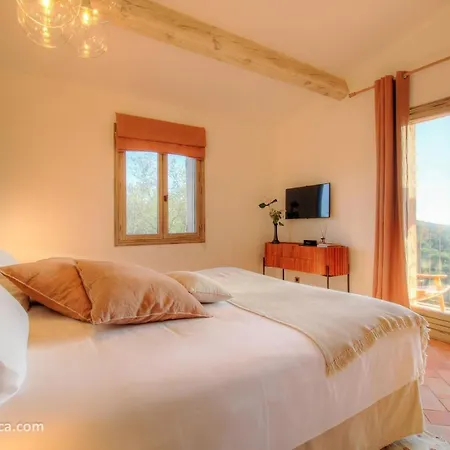 Casa Penisula לינה וארוחת בוקר 3*