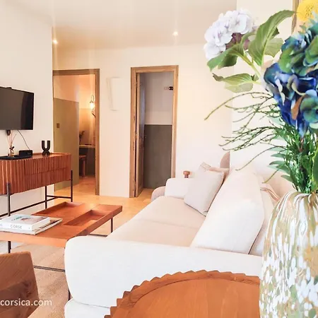Casa Penisula 3*
