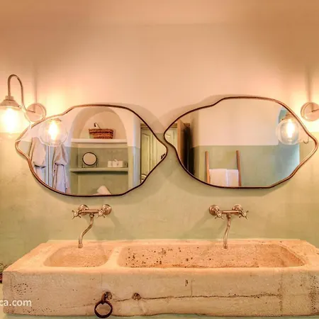 Casa Penisula 3*