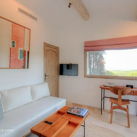 Casa Penisula לינה וארוחת בוקר