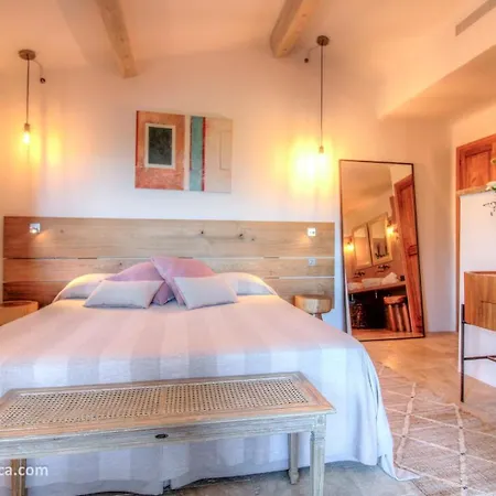 Casa Penisula 3*